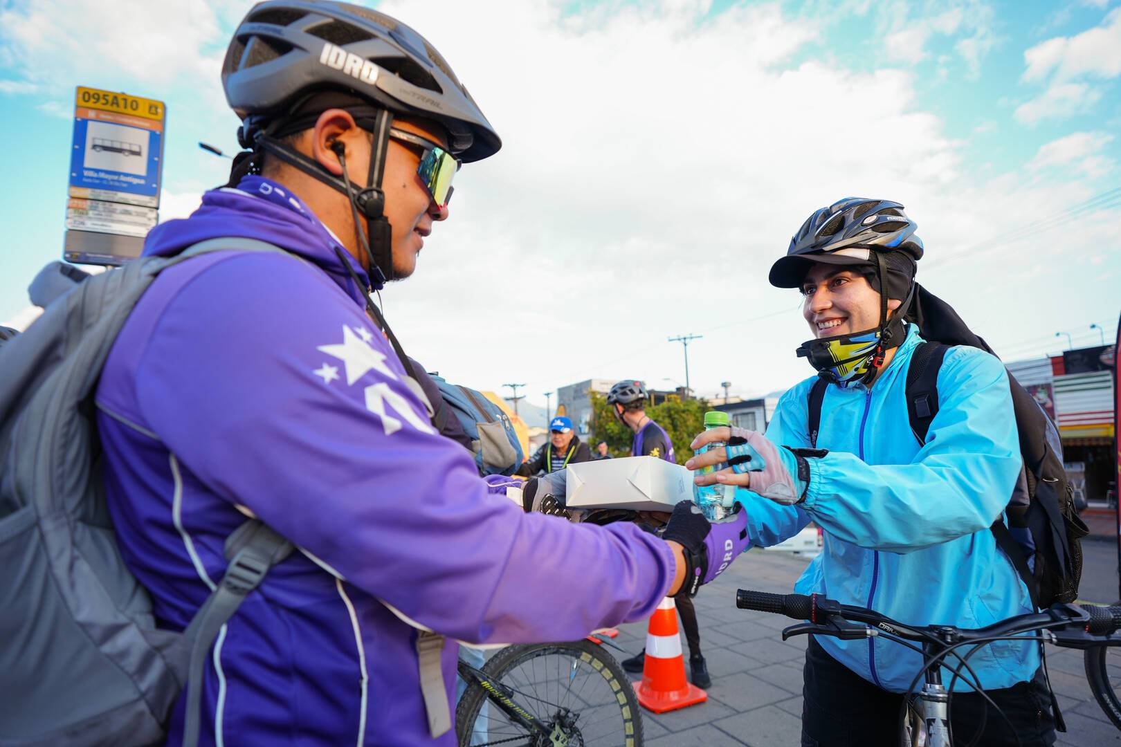 Campaña pedagógica de Al Trabajo en Bici
