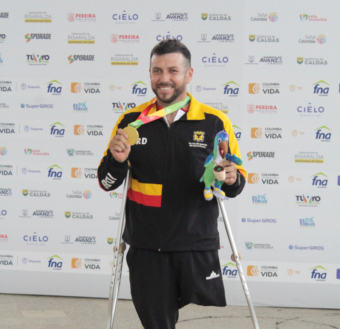 Eulises León, el máximo medallista de Bogotá en el paracycling. Foto cortesía latincolor sports.